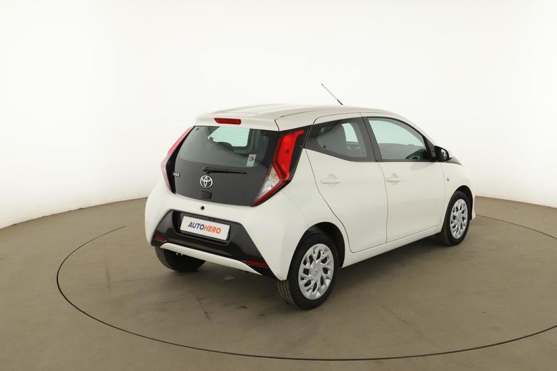 Toyota Aygo 1.0 Vvt-i X-Play 5p 72 ch