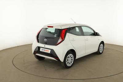 Toyota Aygo 1.0 Vvt-i X-Play 5p 72 ch