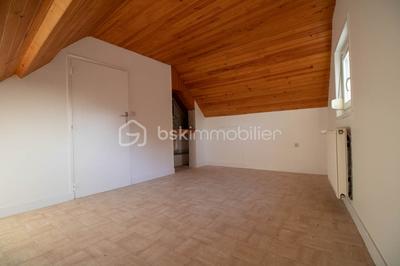 Immeuble - 167 m² - 6 pièces