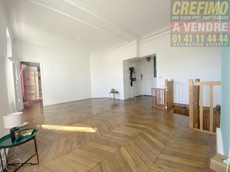 Appartement - 105 m² - 5 pièces