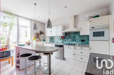 Maison - 105 m² - 7 pièces