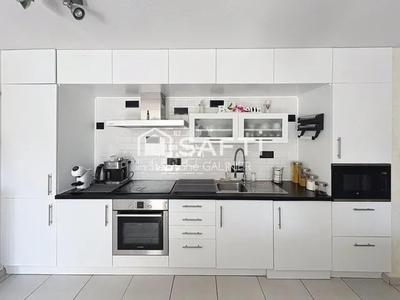 Appartement - 60 m² - 3 pièces