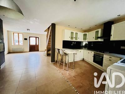 Maison de village - 87 m² - 5 pièces