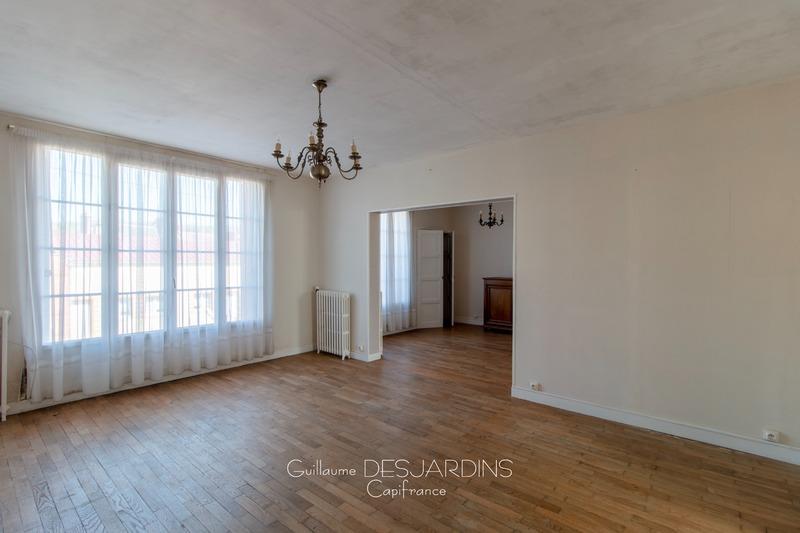 Maison de ville - 175 m² - 9 pièces