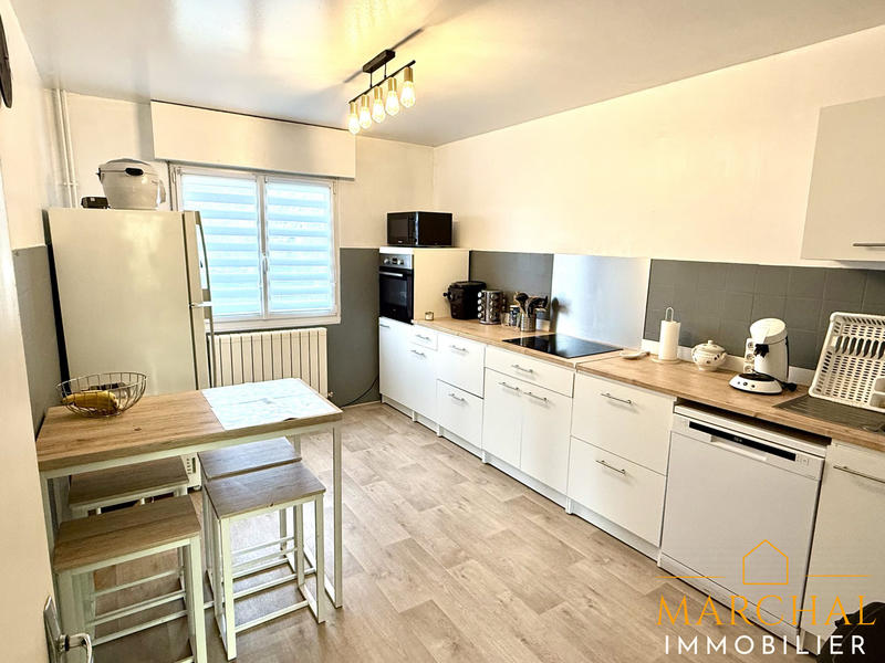 Maison traditionnelle - 83 m² - 4 pièces