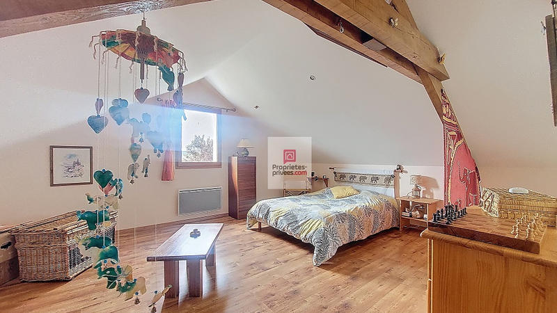 Maison - 151 m² - 6 pièces