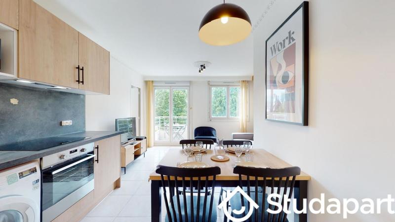 Chambre - 11 m² - 1 pièce