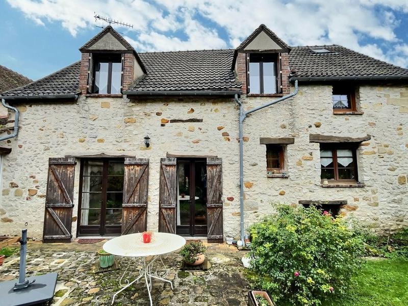 Maison - 135 m² - 5 pièces