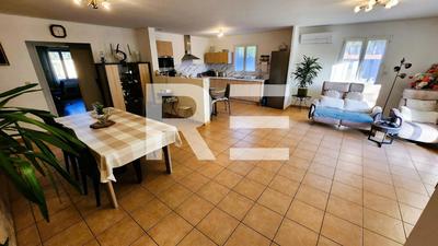 Villa - 100 m² - 4 pièces