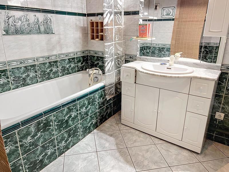 Appartement - 77 m² - 3 pièces