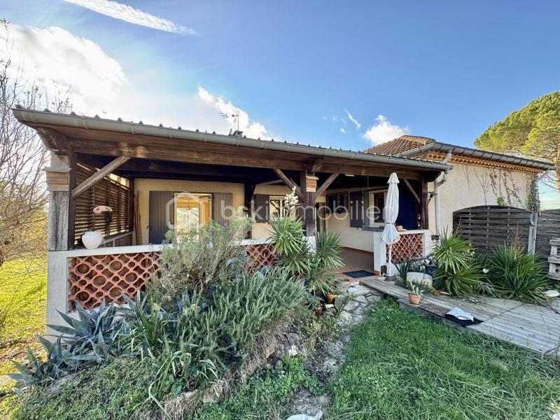 Maison - 140 m² - 7 pièces