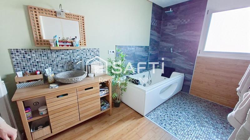 Maison - 128 m² - 4 pièces