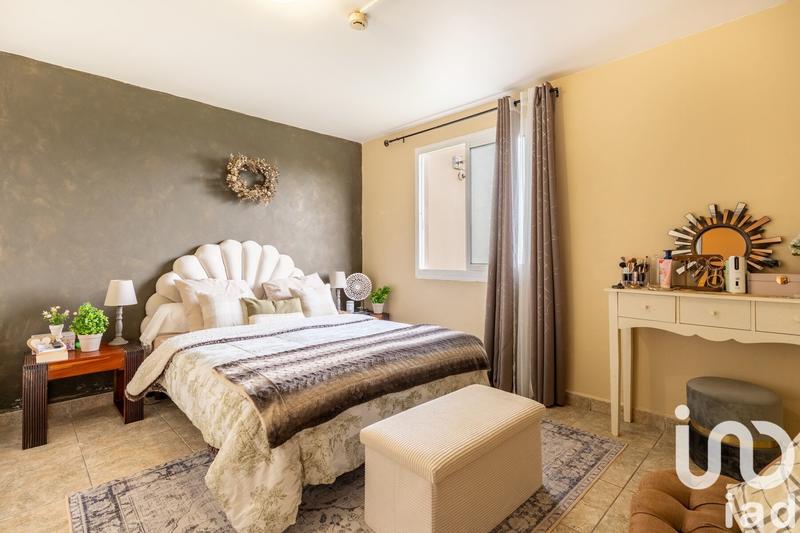 Maison - 238 m² - 13 pièces