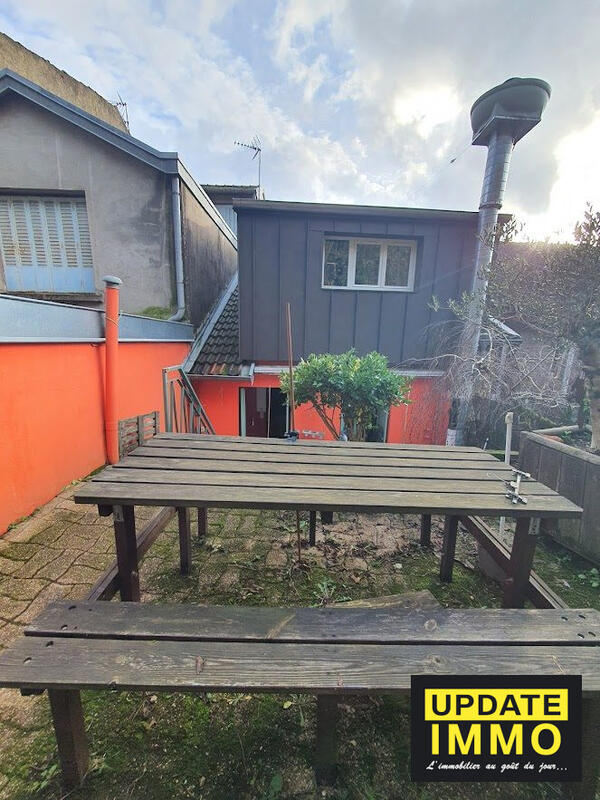 Appartement - 210 m² - 6 pièces