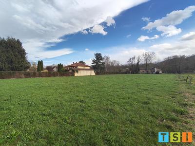 Terrain - 3 681 m²