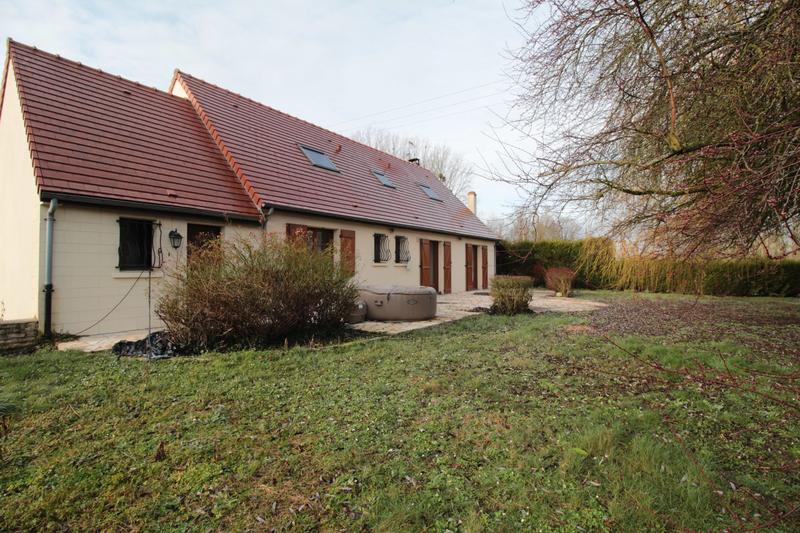 Maison - 163 m² - 5 pièces