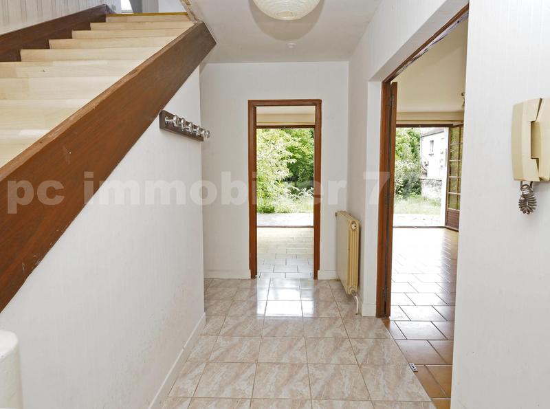 Pavillon - 132 m² - 6 pièces