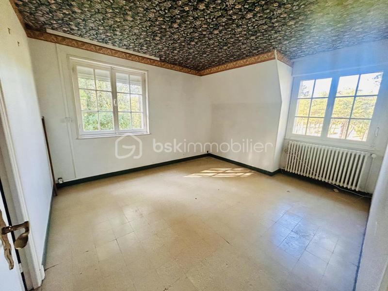 Demeure - 235 m² - 10 pièces