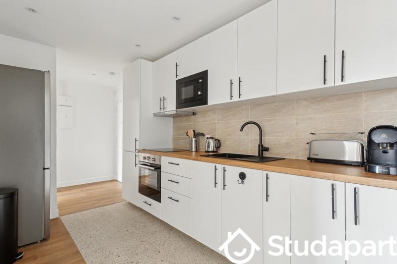 Chambre - 11 m² - 1 pièce