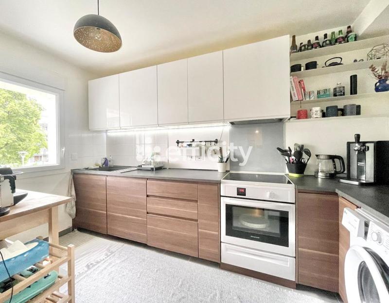 Appartement - 60 m² - 3 pièces