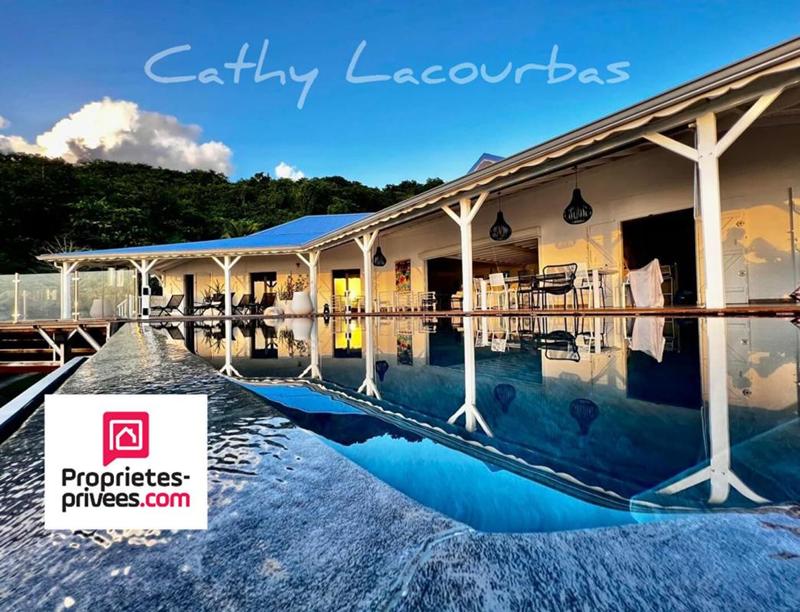 Villa - 225 m² - 10 pièces