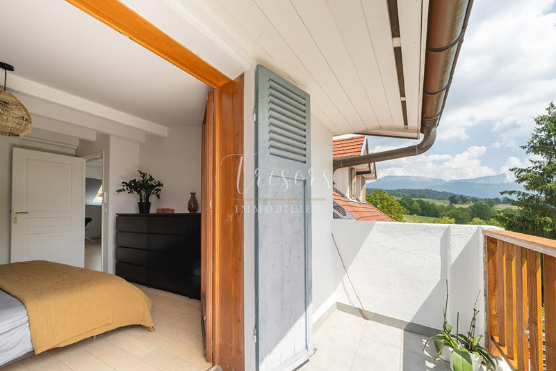 Appartement - 197 m² - 6 pièces