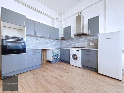 Appartement - 106 m² - 5 pièces