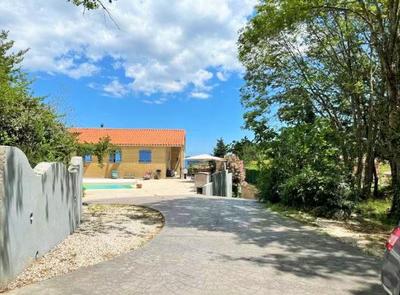 Villa - 125 m² - 5 pièces