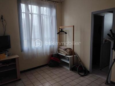 Maison de village - 80 m² - 4 pièces