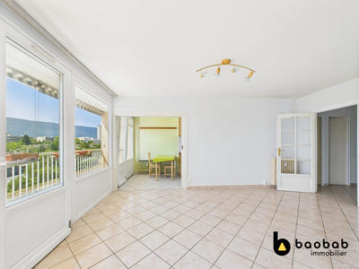 Appartement - 81 m² - 4 pièces