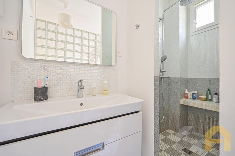 Appartement - 131 m² - 6 pièces