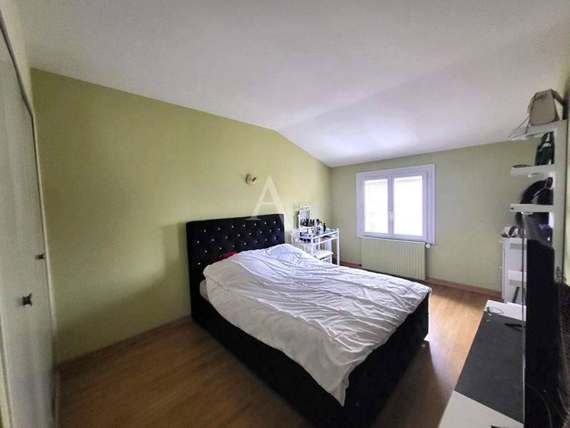 Maison - 138 m² - 7 pièces