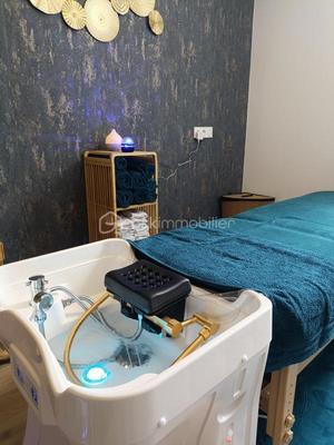 Local commercial - 226 m² - 10 pièces