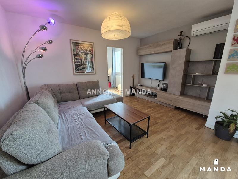 Appartement - 83 m² - 4 pièces