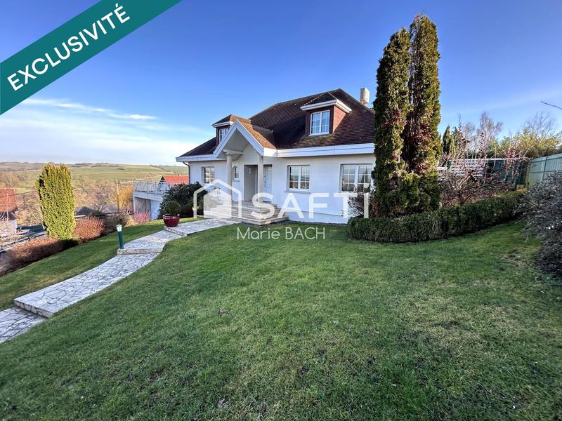 Maison - 252 m² - 8 pièces