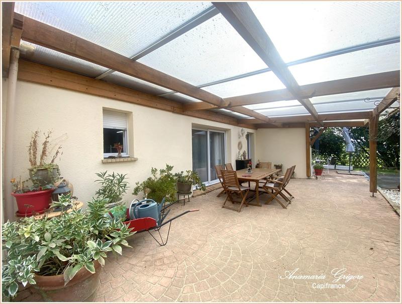 Maison - 180 m² - 6 pièces