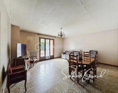 Maison de village - 168 m² - 7 pièces