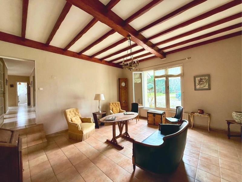 Maison - 185 m² - 7 pièces