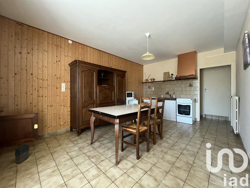 Maison - 233 m² - 6 pièces