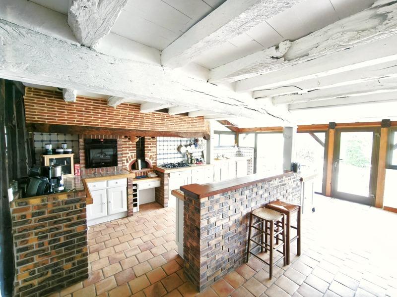 Corps de ferme - 388 m² - 9 pièces