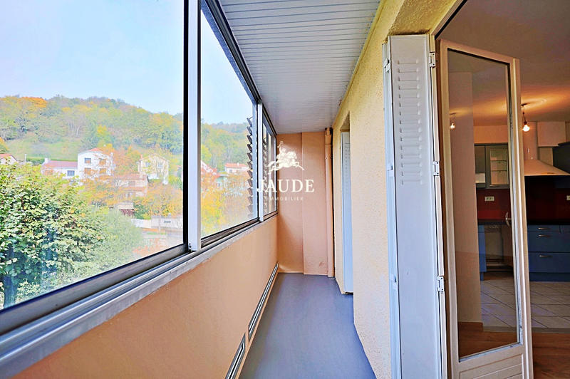 Appartement - 76 m² - 4 pièces