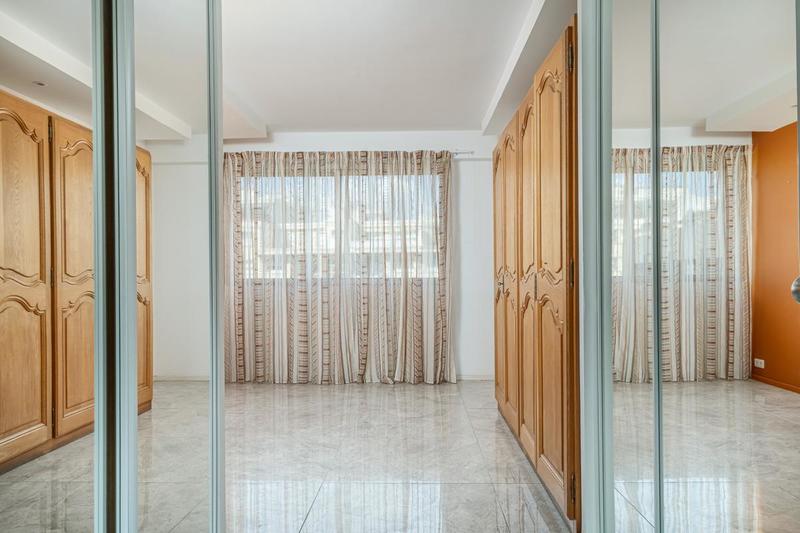 Appartement - 121 m² - 3 pièces