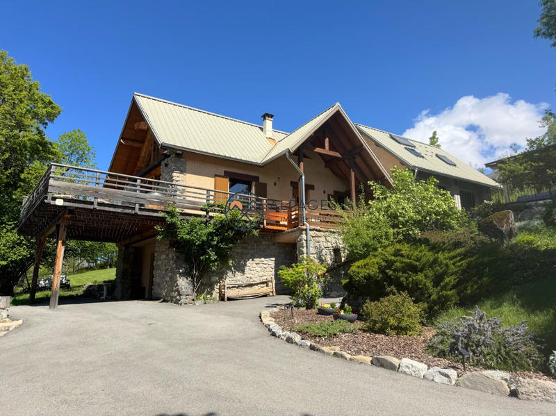 Châlet - 170 m² - 6 pièces