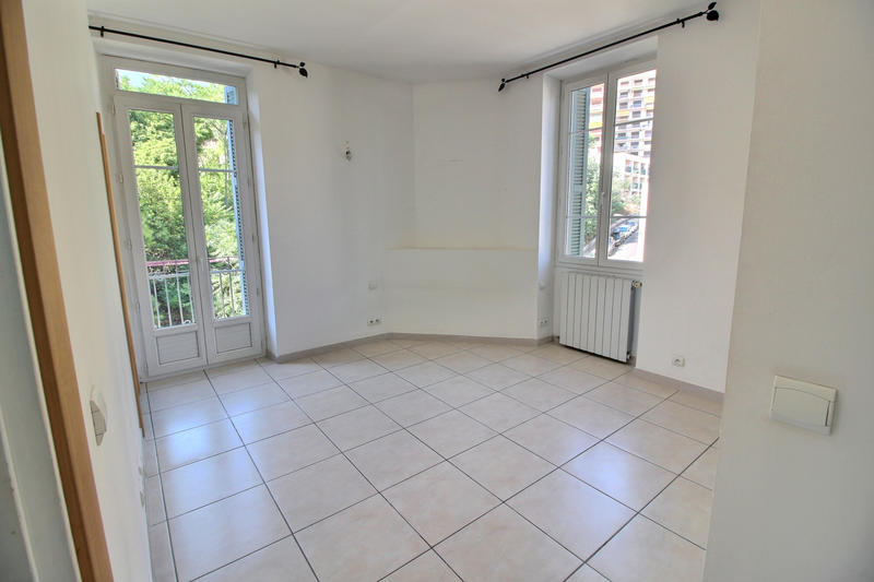 Appartement - 103 m² - 4 pièces