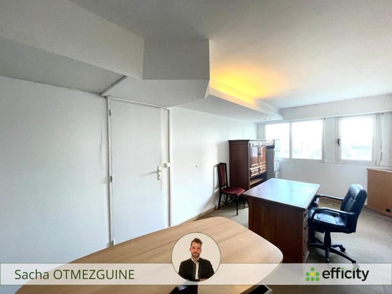 Appartement - 93 m² - 6 pièces