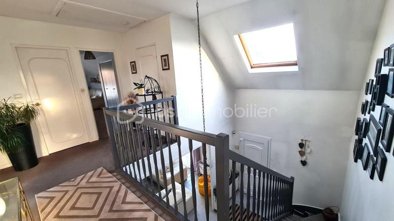 Maison - 178 m² - 7 pièces