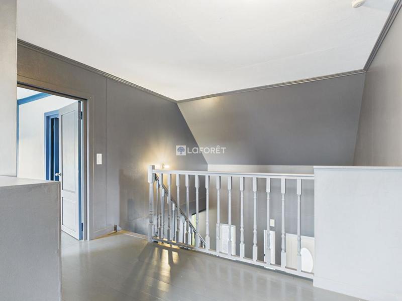 Maison de bois - 180 m² - 7 pièces