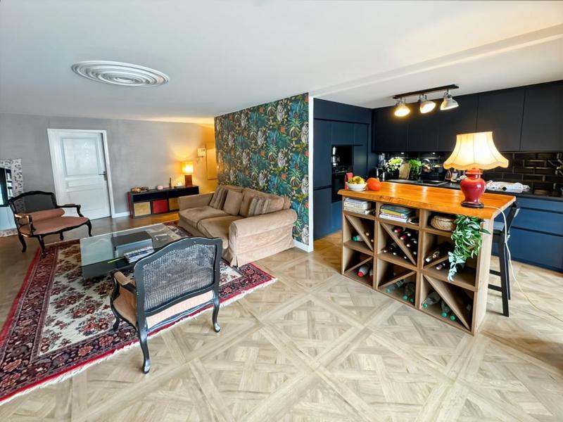 Appartement - 80 m² - 3 pièces