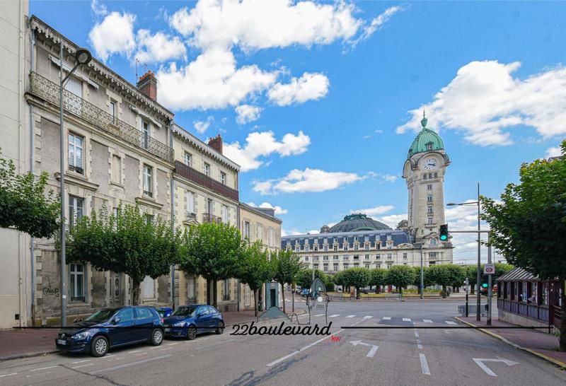 Appartement - 90 m² - 4 pièces