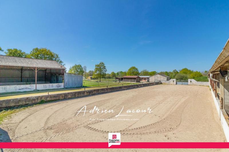 Maison - 165 m² - 8 pièces